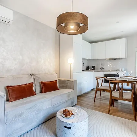 Sweett - Temple Апартаменты *